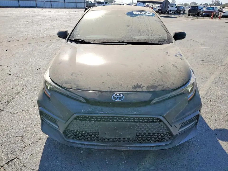 2021 TOYOTA COROLLA SE  