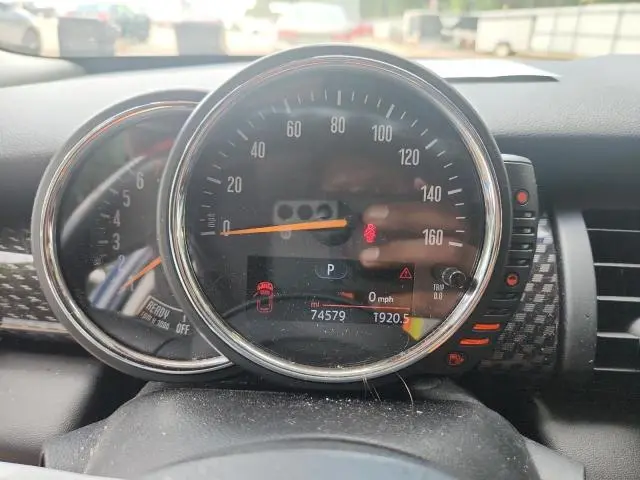 2016 MINI COOPER S  
