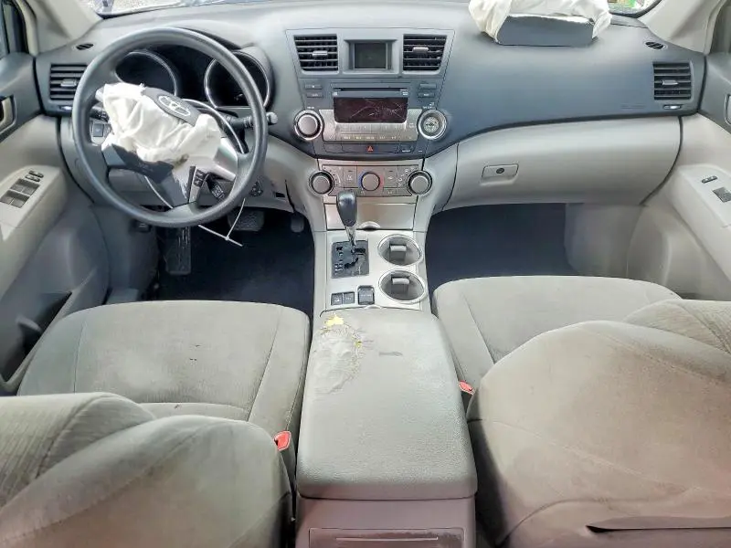 2011 TOYOTA HIGHLANDER BASE  