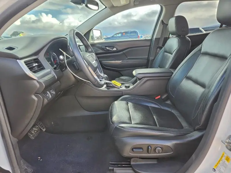 2017 GMC ACADIA SLT-1  