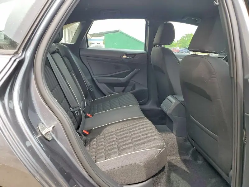 2024 VOLKSWAGEN JETTA SPORT  