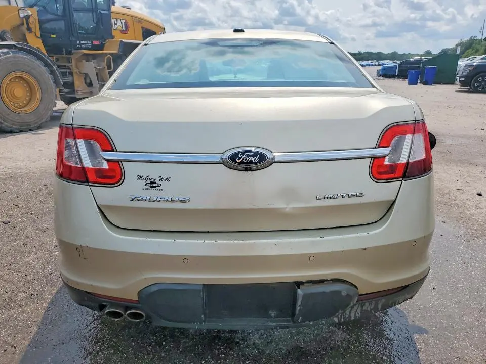 2011 FORD TAURUS LIMITED  
