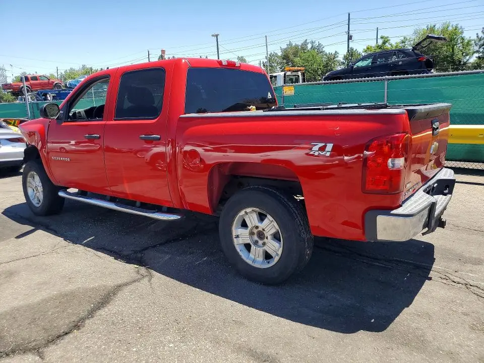 2011 CHEVROLET SILVERADO K1500 LT  