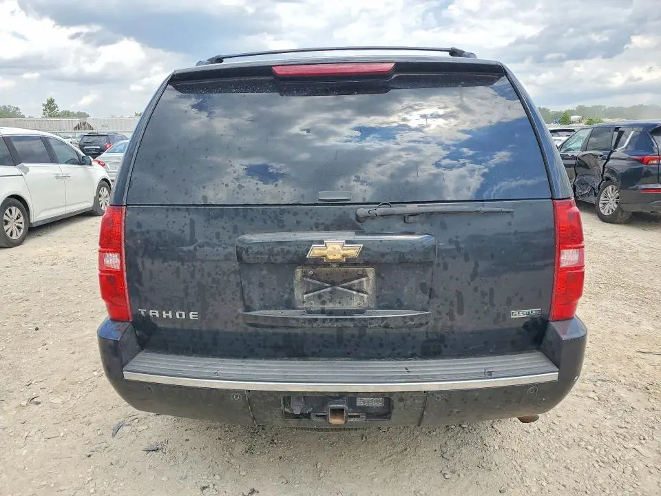 2011 CHEVROLET TAHOE LTZ  