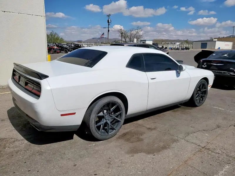 2016 DODGE CHALLENGER SXT  
