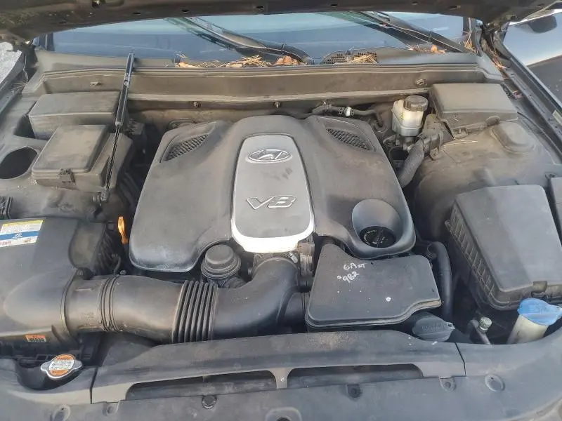 2011 HYUNDAI GENESIS 4.6L  