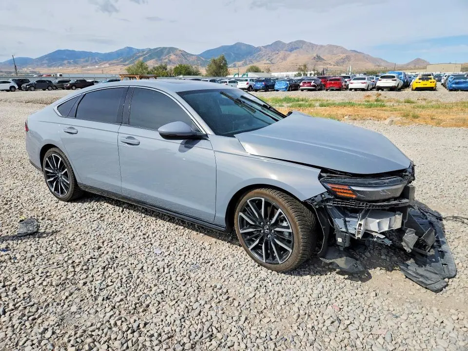 2023 HONDA ACCORD TOURING HYBRID  