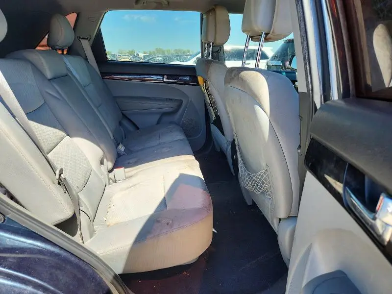 2012 KIA SORENTO LX  