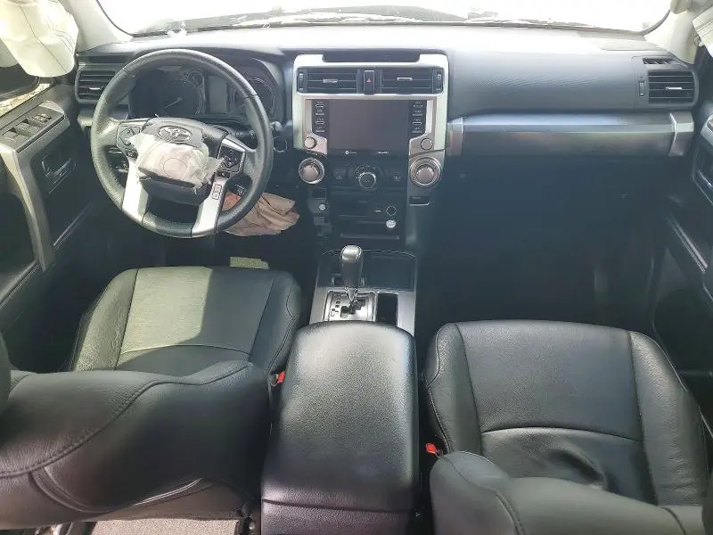 2021 TOYOTA 4RUNNER SR5  