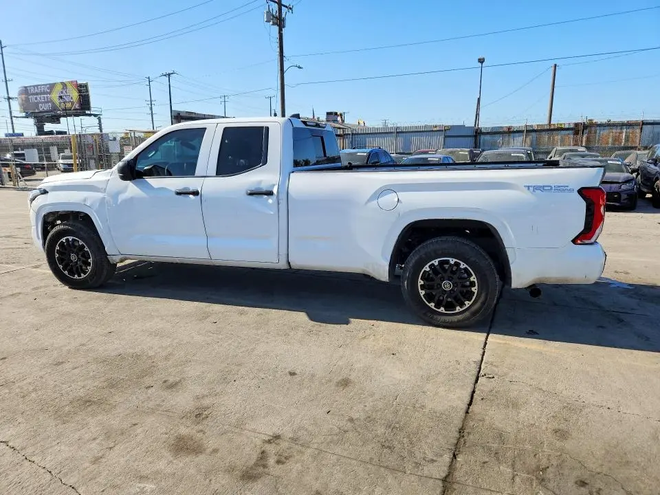 2024 TOYOTA TUNDRA SR  