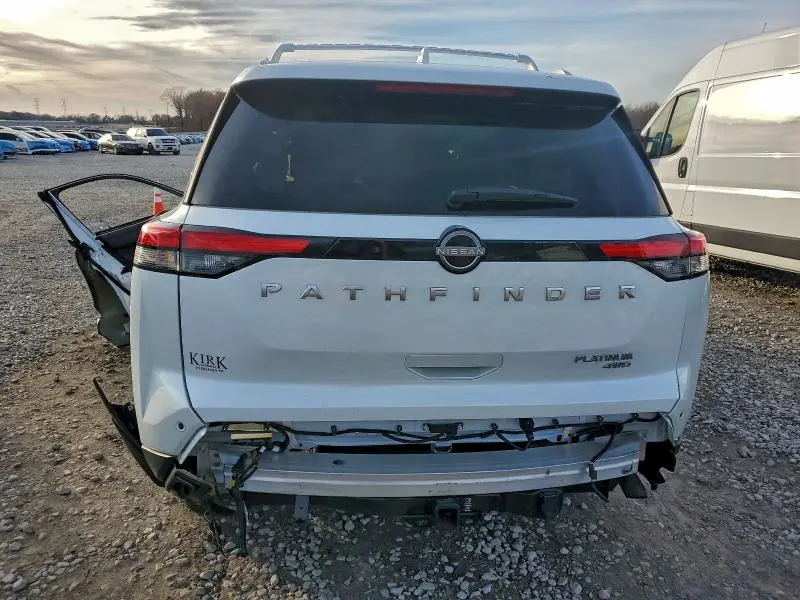 2025 NISSAN PATHFINDER PLATINUM  