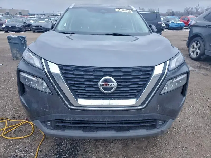 2021 NISSAN ROGUE SL  