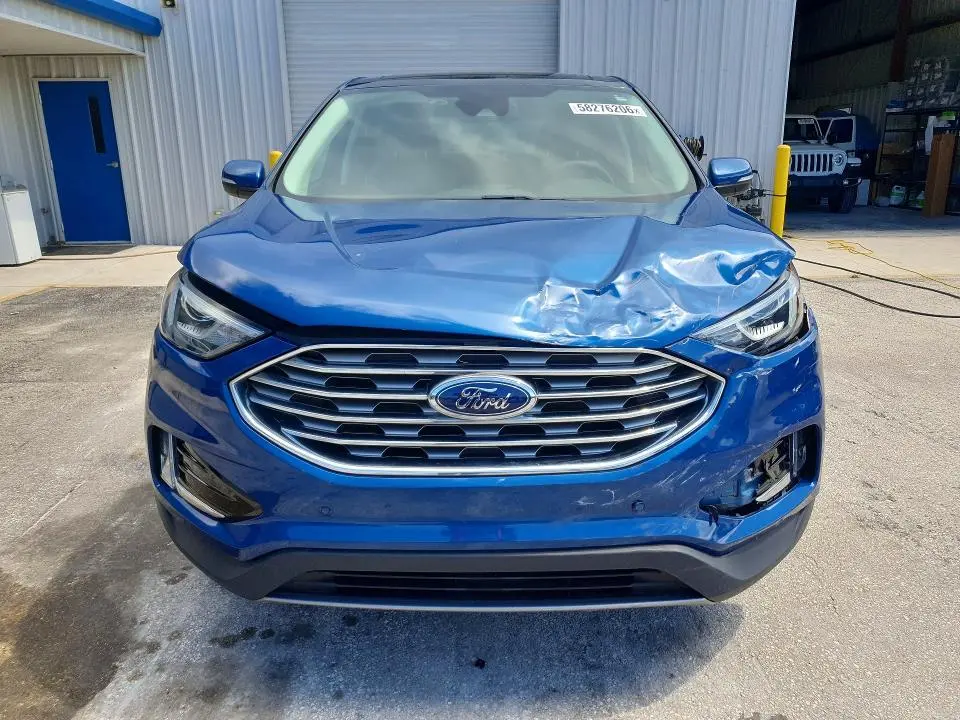 2022 FORD EDGE TITANIUM  