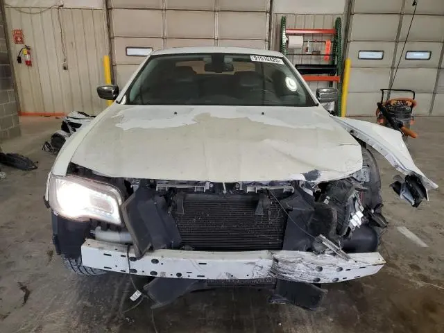 2016 CHRYSLER 300C   