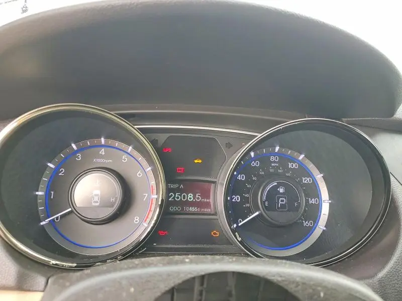 2013 HYUNDAI SONATA GLS  