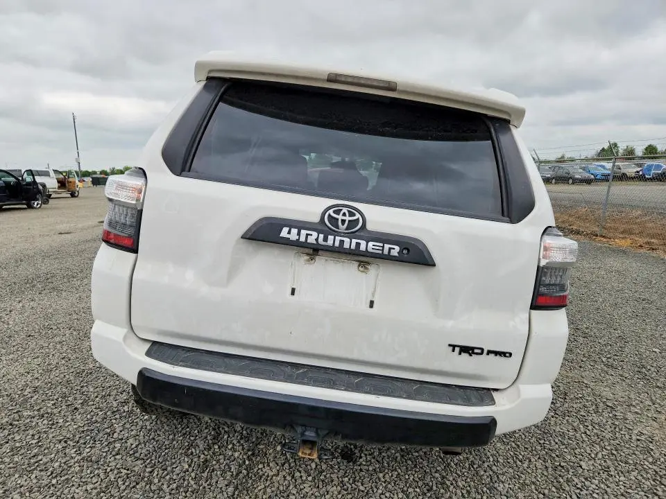 2018 TOYOTA 4RUNNER TRD PRO  