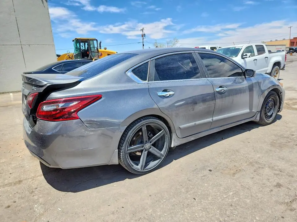 2017 NISSAN ALTIMA 2.5 SR  
