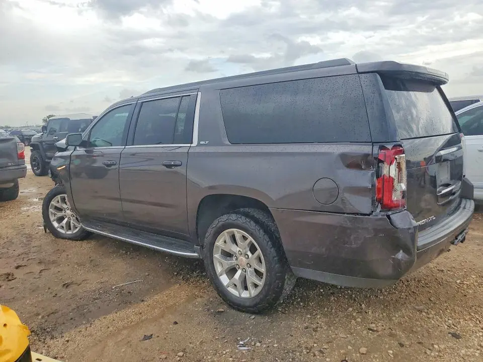 2017 GMC YUKON XL K1500 SLT  