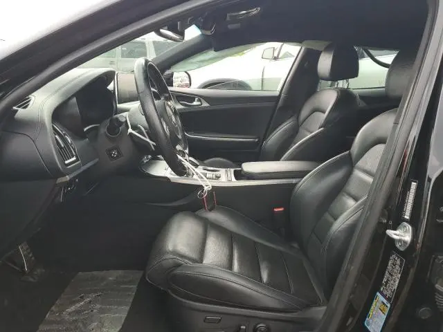 2019 KIA STINGER GT2  