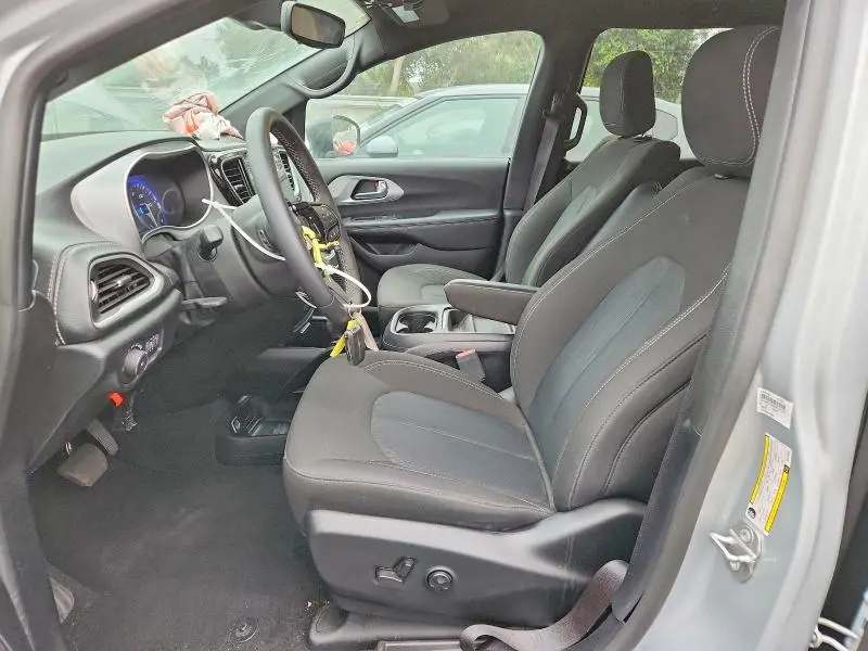 2024 CHRYSLER PACIFICA TOURING  