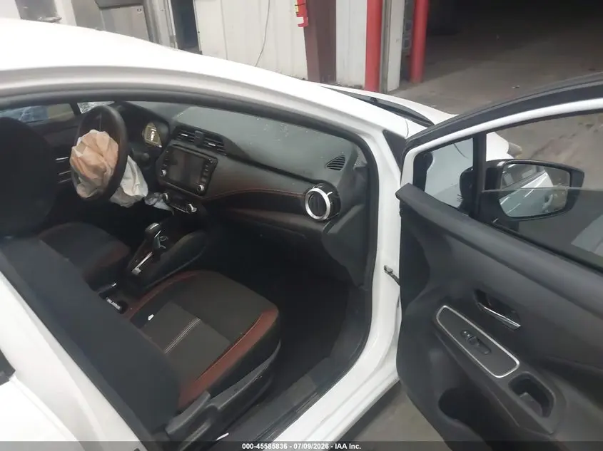 2025 NISSAN VERSA 1.6 SR