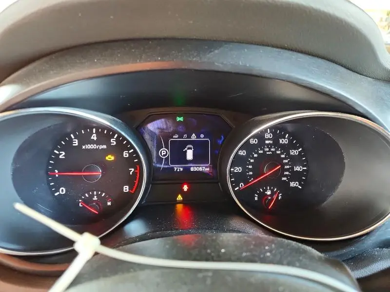 2017 KIA SEDONA LX  