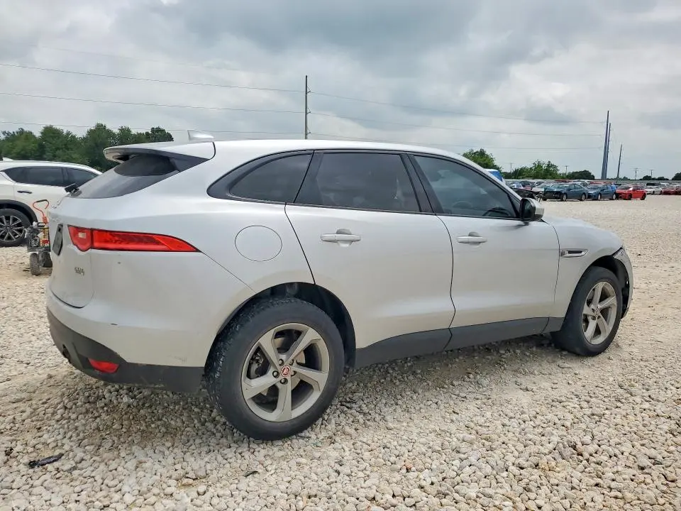 2018 JAGUAR F-PACE   