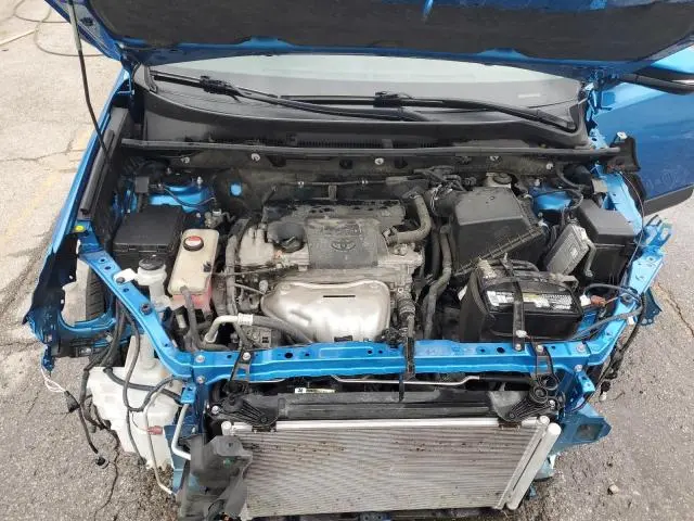 2016 TOYOTA RAV4 XLE  