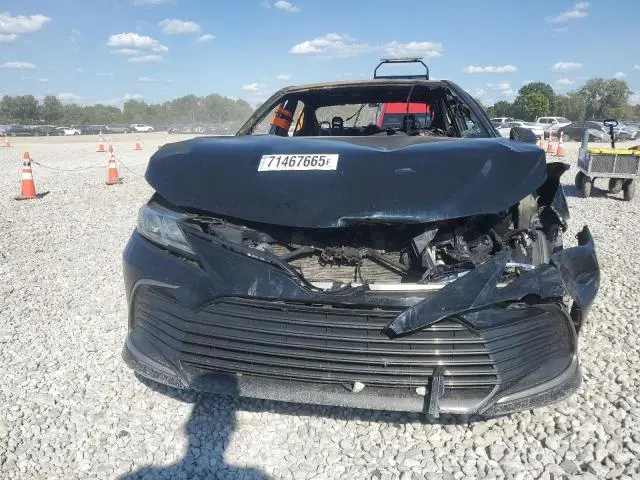 2022 TOYOTA CAMRY LE  