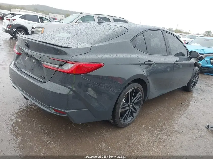 2025 TOYOTA CAMRY XSE