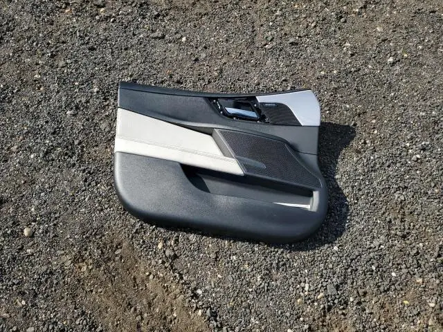 2017 JAGUAR XE R - SPORT