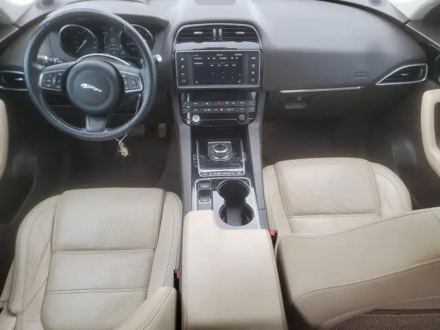 2017 JAGUAR F-PACE PRESTIGE  