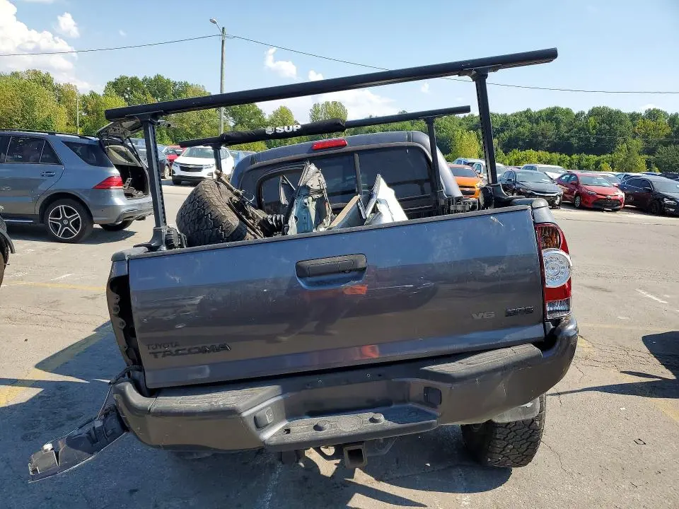 2011 TOYOTA TACOMA V6  