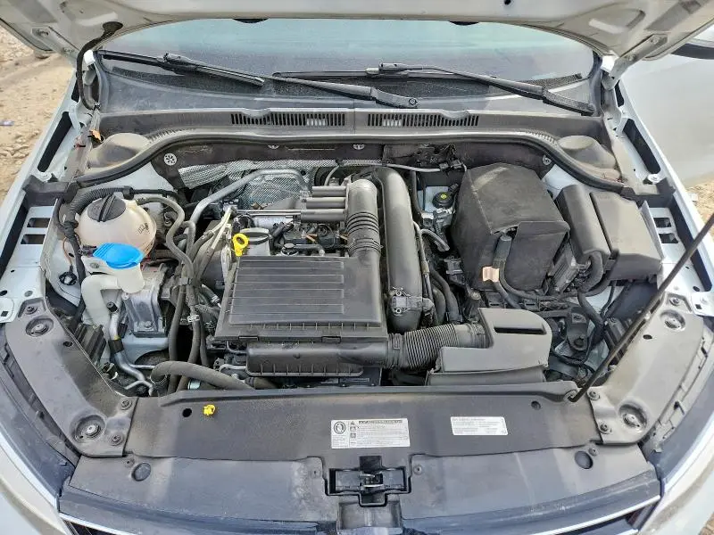 2017 VOLKSWAGEN JETTA SE  