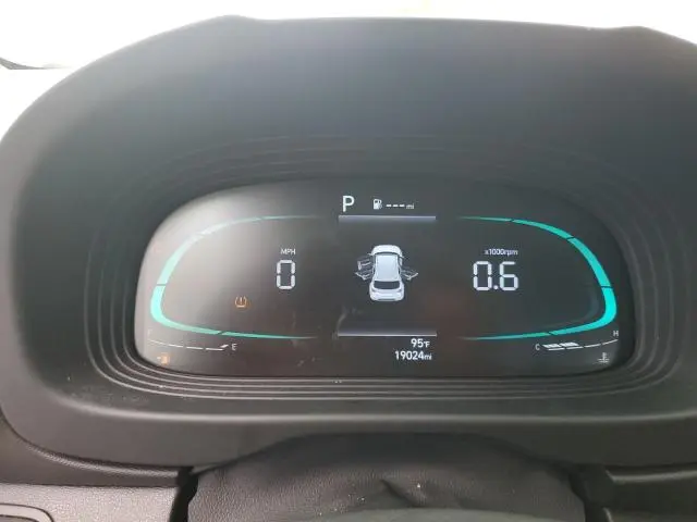 2024 HYUNDAI VENUE SE  