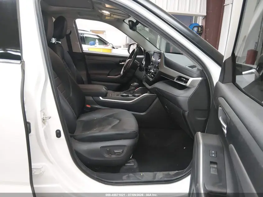 2020 TOYOTA HIGHLANDER HYBRID XLE