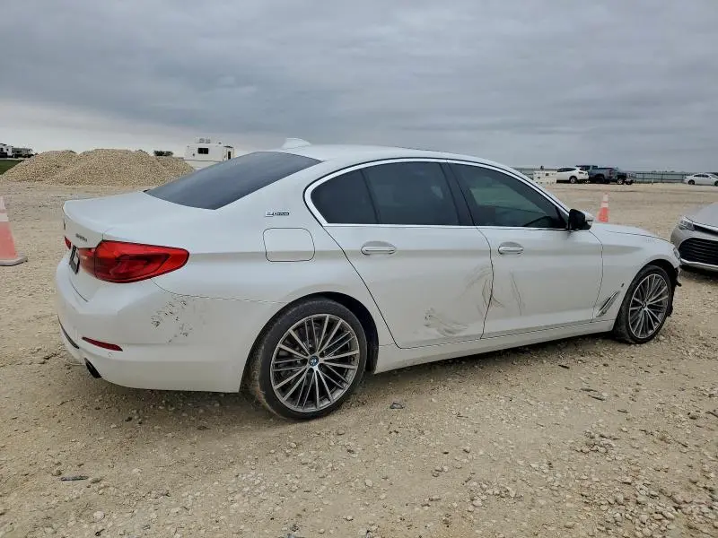 2018 BMW 530E   