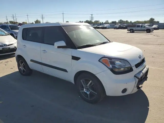 2011 KIA SOUL +  