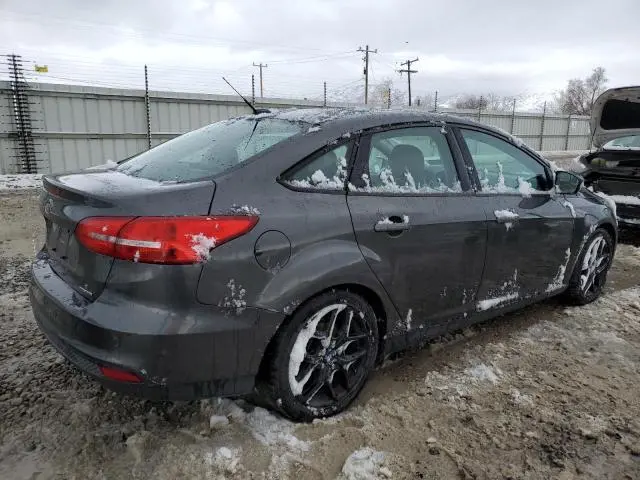 2016 FORD FOCUS SE  