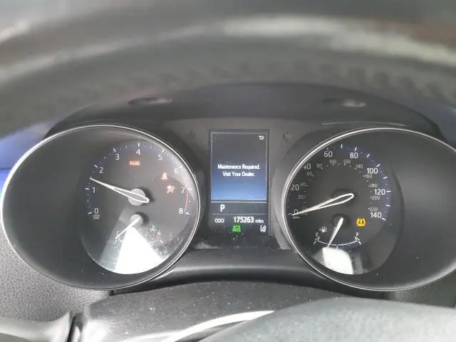 2021 TOYOTA C-HR XLE