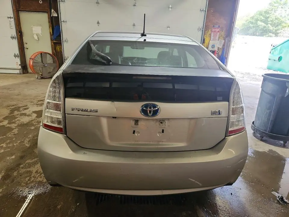 2011 TOYOTA PRIUS FOUR  