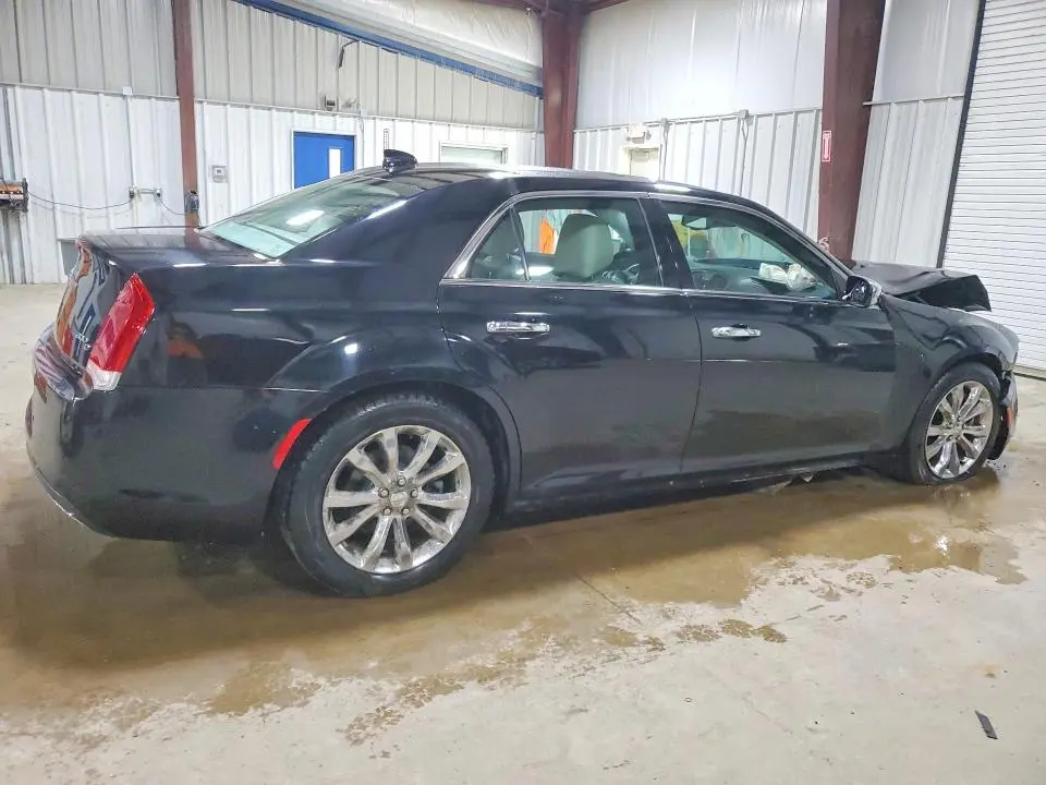 2015 CHRYSLER 300C   