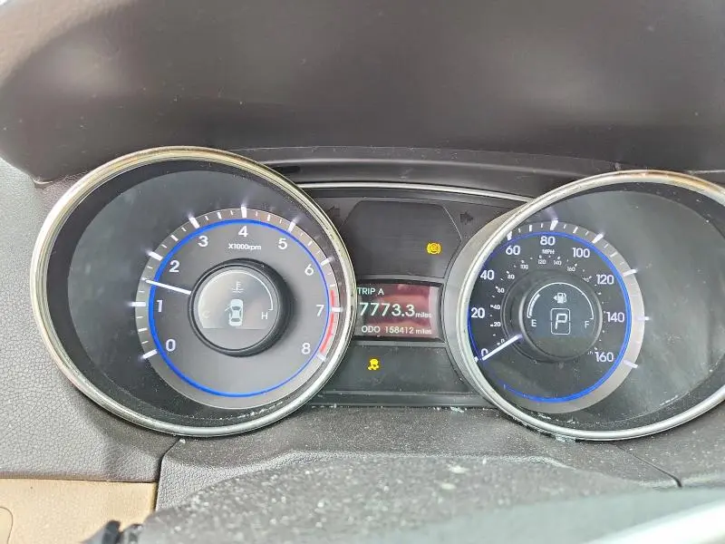 2011 HYUNDAI SONATA GLS  