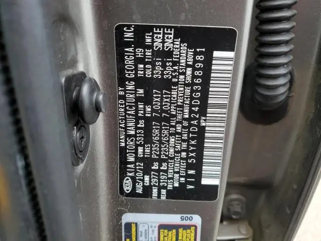 2013 KIA SORENTO LX  