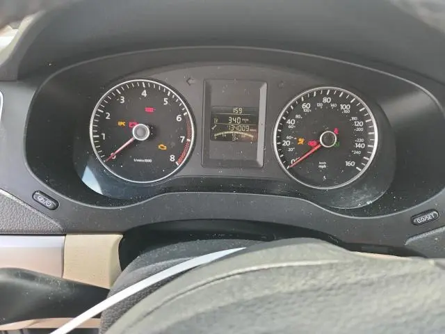 2013 VOLKSWAGEN JETTA SE  