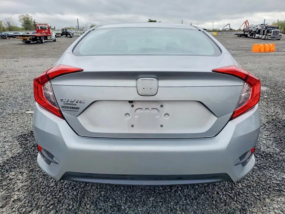 2016 HONDA CIVIC LX  
