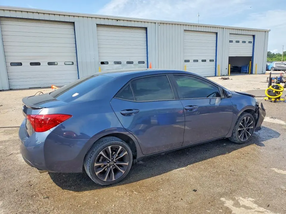 2019 TOYOTA COROLLA SE  