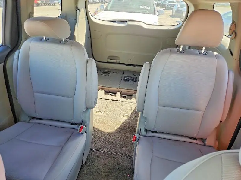 2015 KIA SEDONA LX  