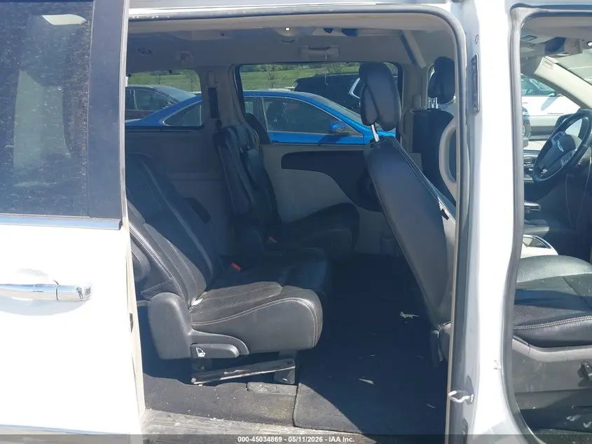 2015 CHRYSLER TOWN & COUNTRY TOURING-L