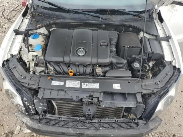 2012 VOLKSWAGEN PASSAT SE  